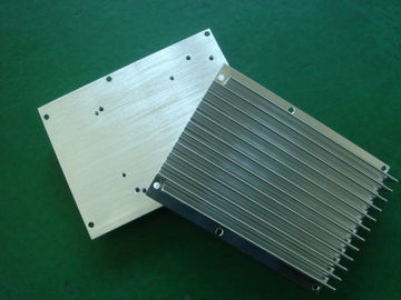 Cepat Prototipe CNC Precision Machining Aluminium Extrusion Heatsink Dengan Konversi Coating
