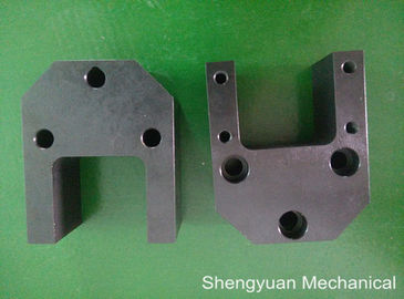 Hitam Oxide CRS CNC presisi bagian mesin Cylinder Mounting Bracket