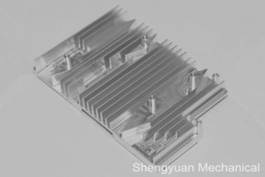 Presisi Mesin CNC 3 Axis Mill Aluminium Komponen Elektronik Heatsink