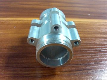 Logam CNC presisi Ternyata Bagian Tinggi tarik Aluminium Kolom Extruded