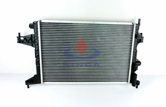 Transmisi Manual Mobil Auto Parts Mobil Radiator Untuk OPEL Combo / Corsa C 2000 Sistem Pendingin