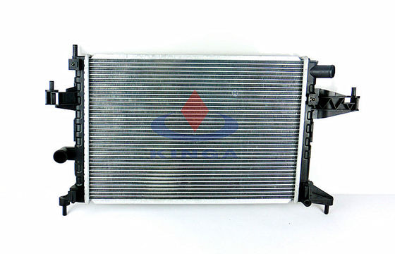 Transmisi Manual Mobil Auto Parts Mobil Radiator Untuk OPEL Combo / Corsa C 2000 Sistem Pendingin
