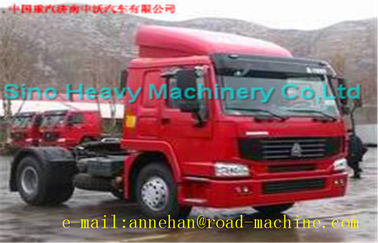 ISO CCC SINOTRUK 4 x 4 SEMUA RODA-DRIVE HOWO TRACTOR TRUCK Tow 20-70T EUROII / III LHD atau RHD 260-420HP